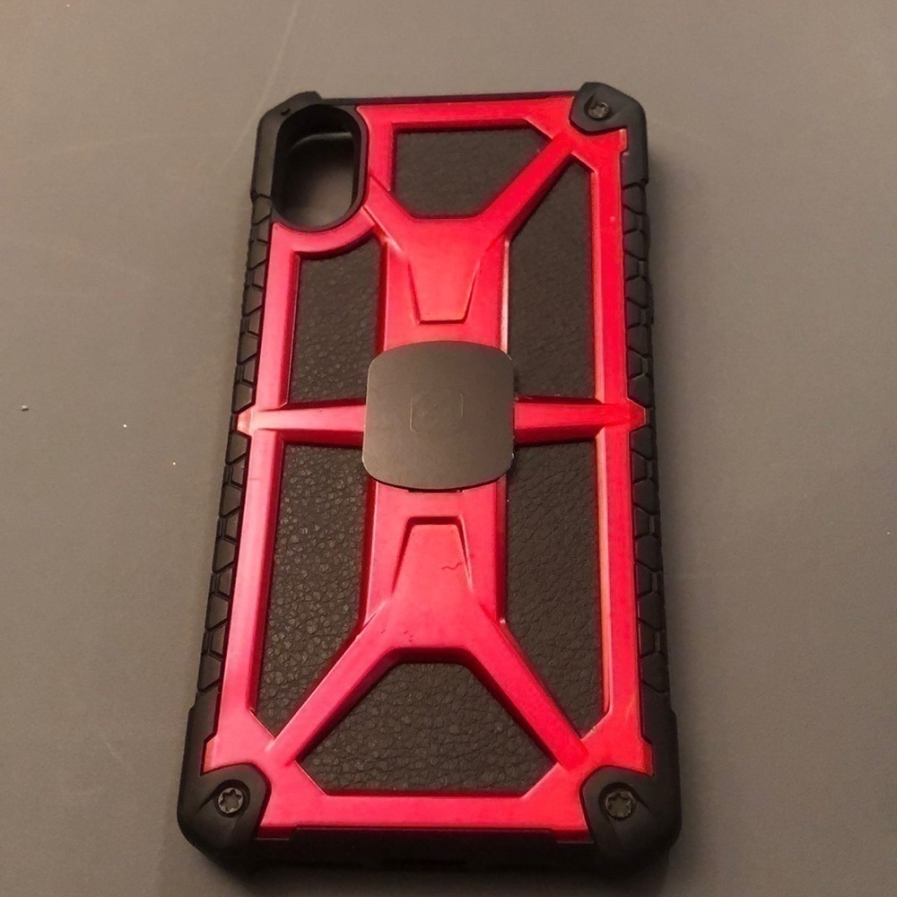 UAG IPHONE CASE